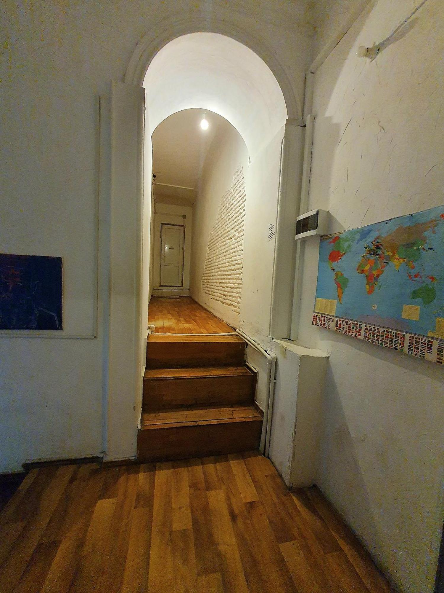 Machabelli 11A Hostel Tbilisi Buitenkant foto